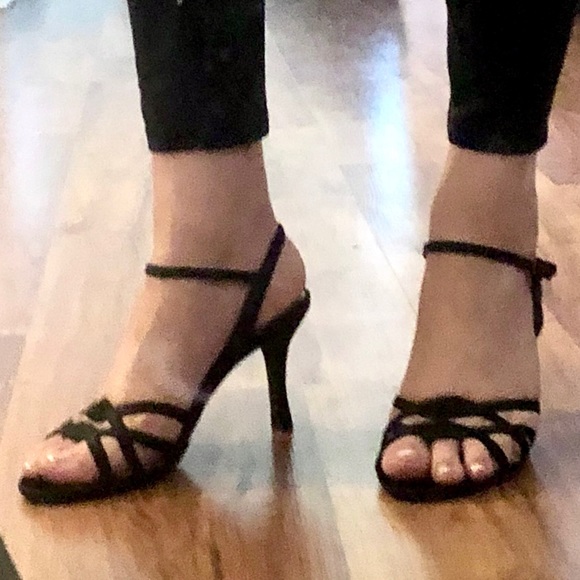 Jacqueline Ferrar Strappy High Heels - Picture 9 of 9